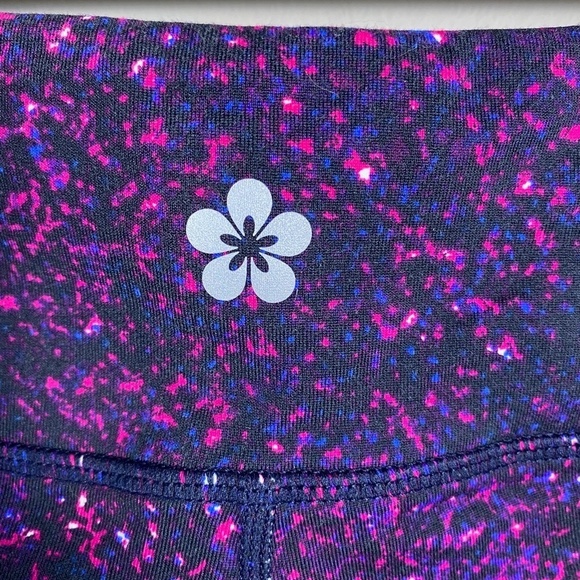 Tuff Athletics Women's Purple / Pink Splatter Pattern Yoga Capri Legging Pants M - Picture 5 of 12
